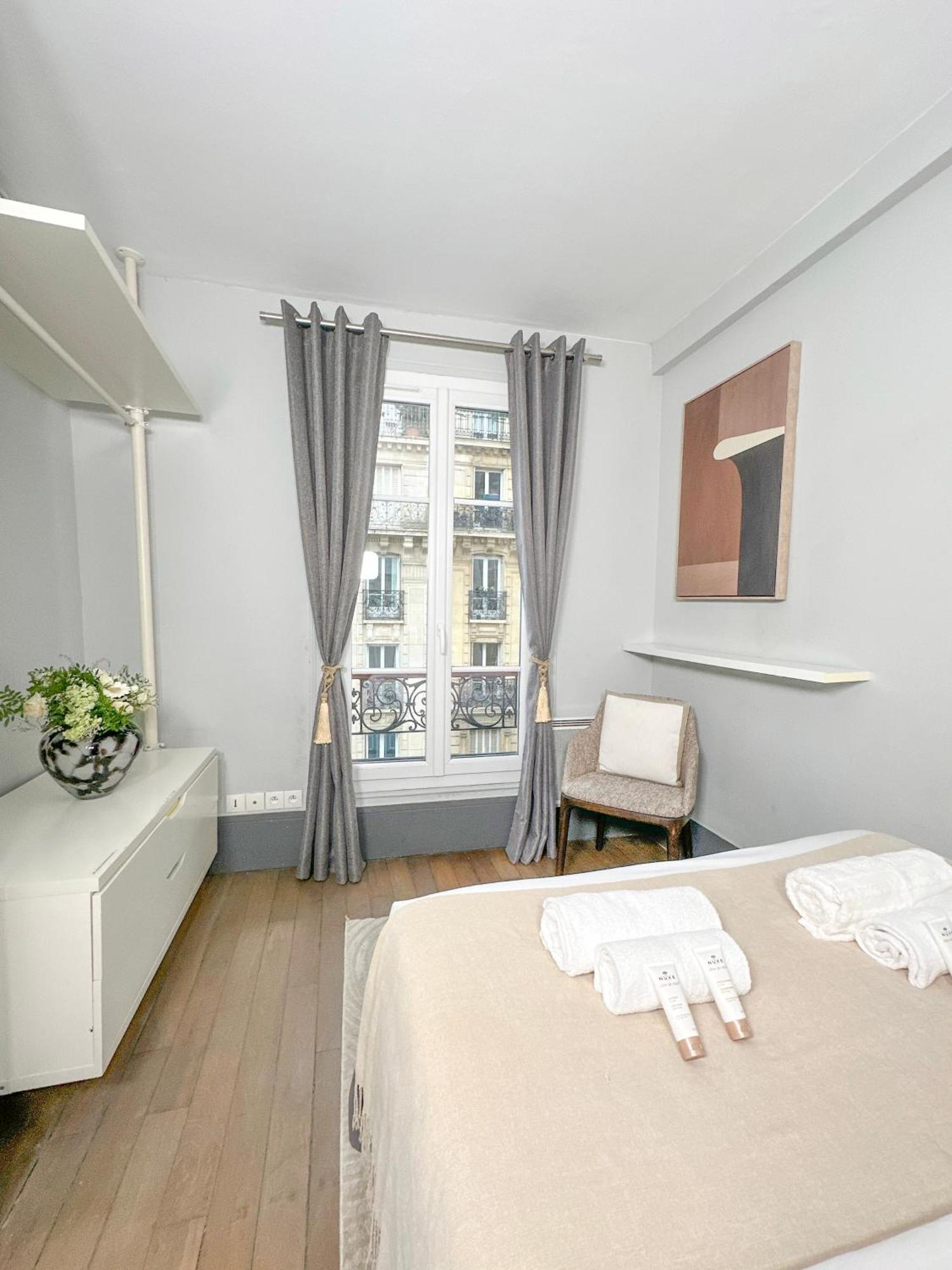 Stunning Apartment Near Eiffel Tower Paryż Zewnętrze zdjęcie